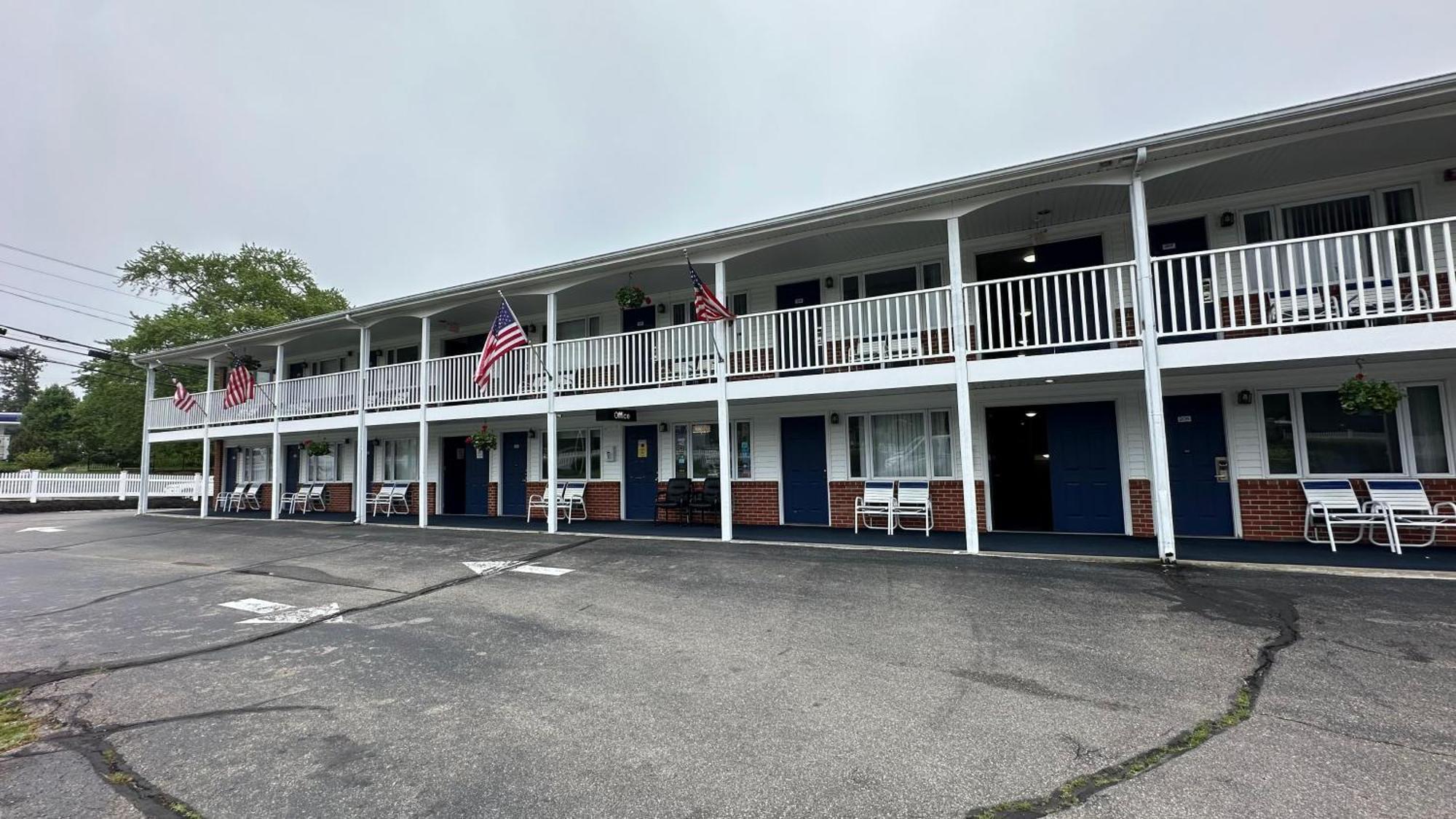 Usa Inn Wells Buitenkant foto